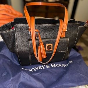 D&B Saffiano East West Shopper